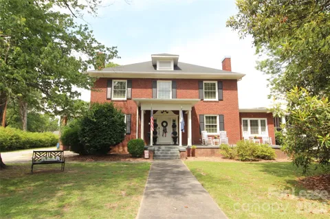 204 Kings Mountain Street