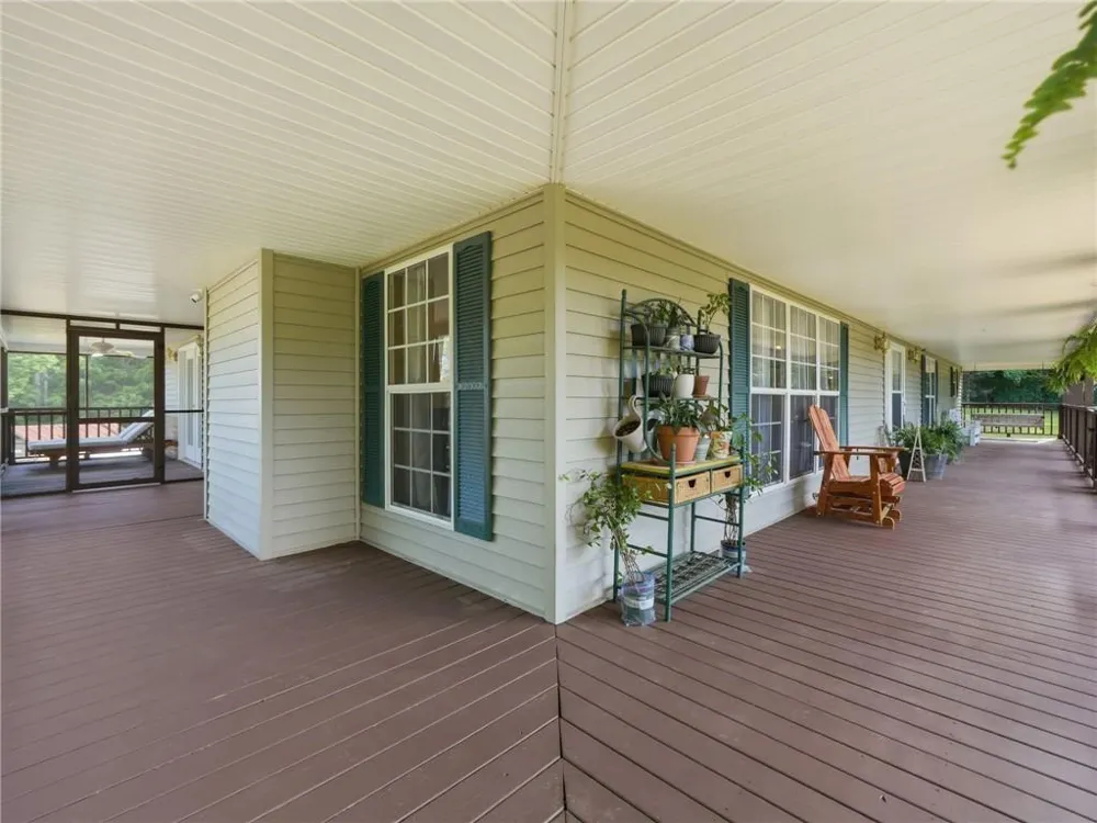 10797 Hwy 53 W W Talking Rock, GA 30175