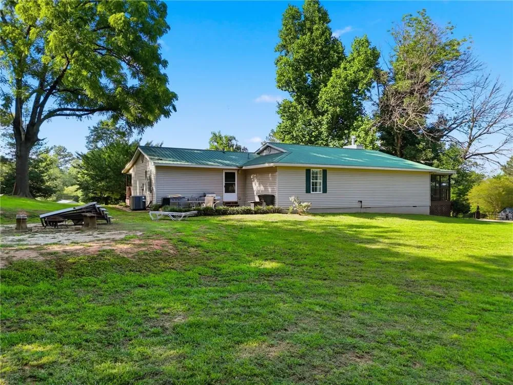 10797 Hwy 53 W W Talking Rock, GA 30175