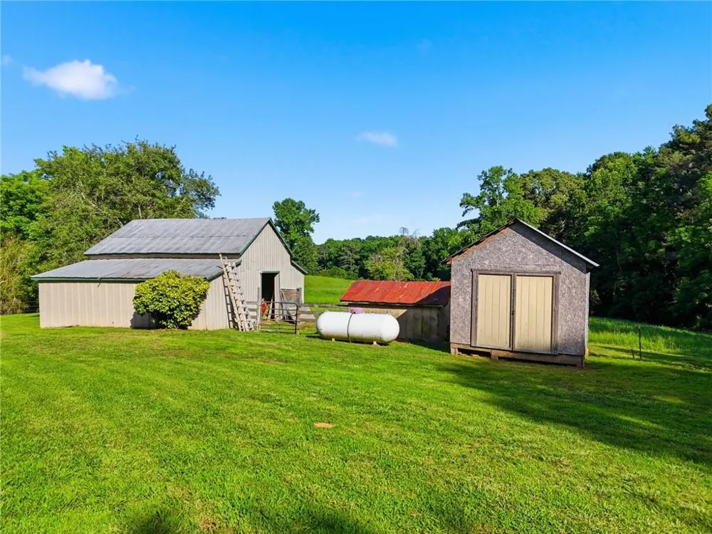 10797 Hwy 53 W W Talking Rock, GA 30175
