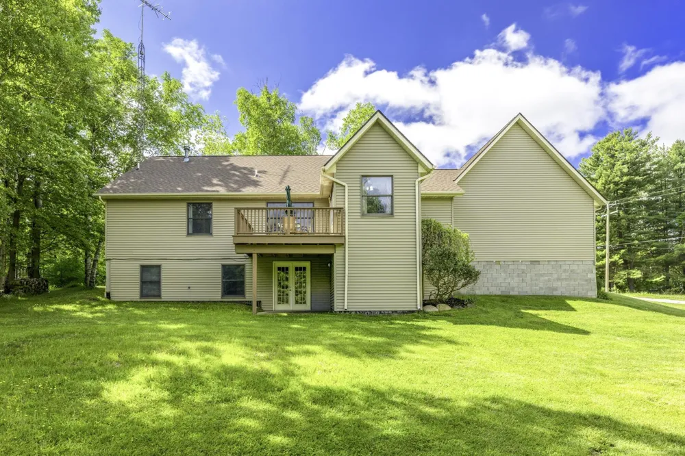 7097 Aitken Road Lexington Township, MI 48450