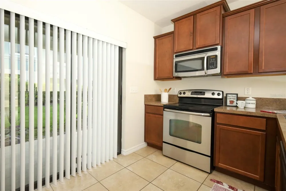 5221 WINDSOR LAKE CIRCLE Sanford, FL 32773