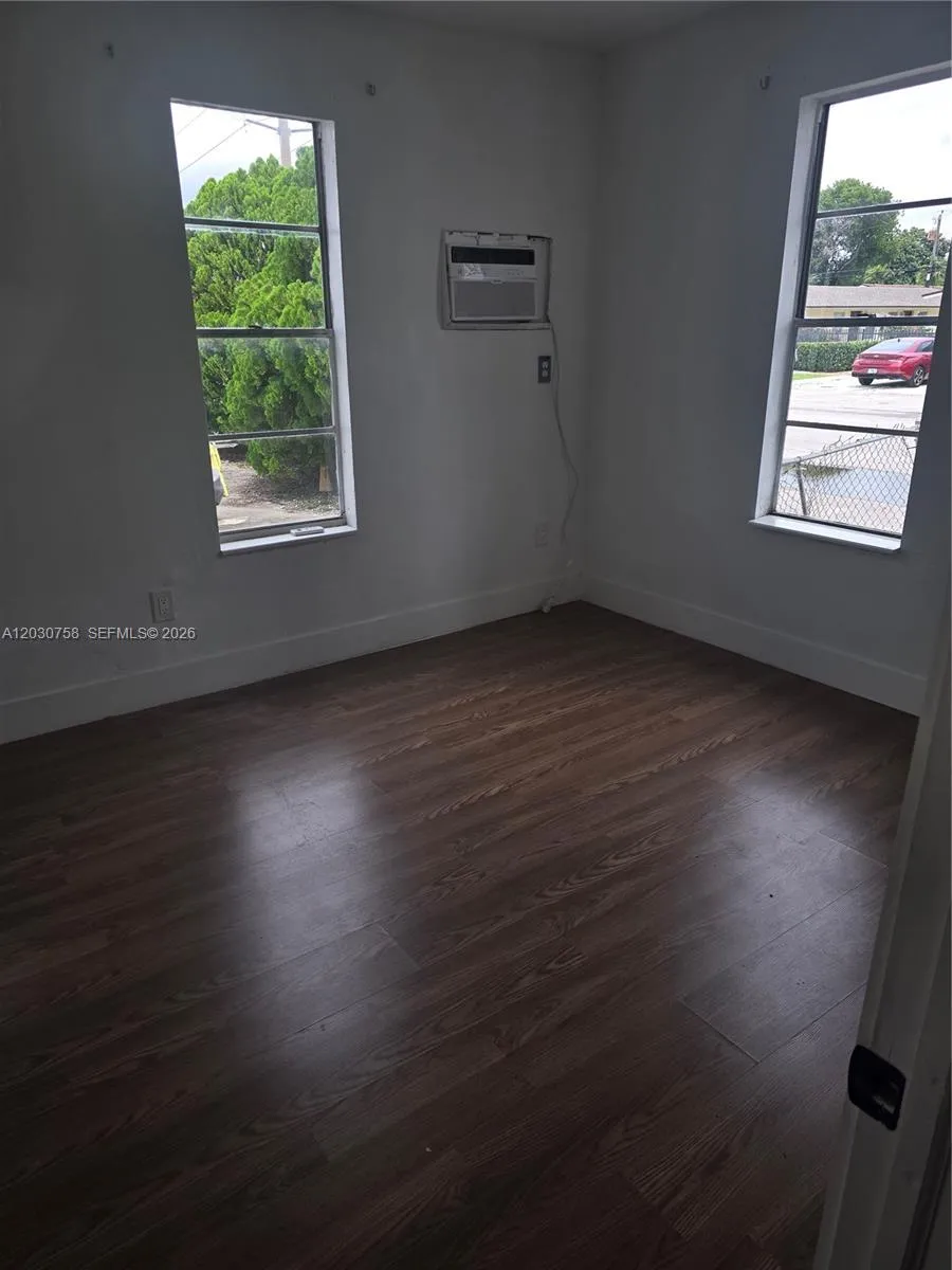 66 W 13th St #3 Hialeah, FL 33010