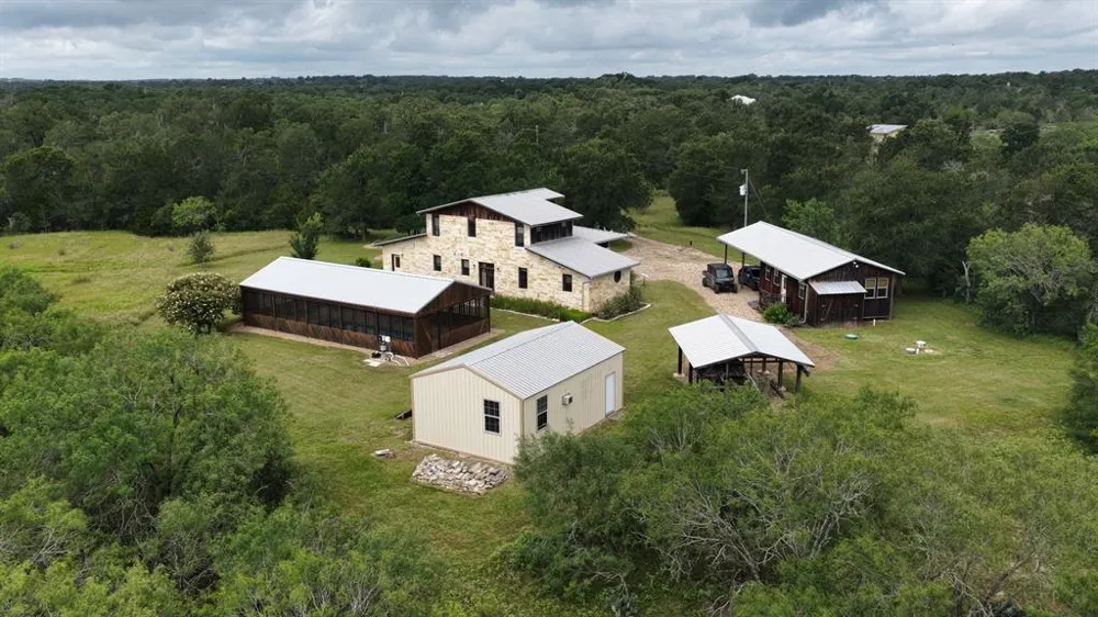 Address Not Shown Red Rock, TX 78662