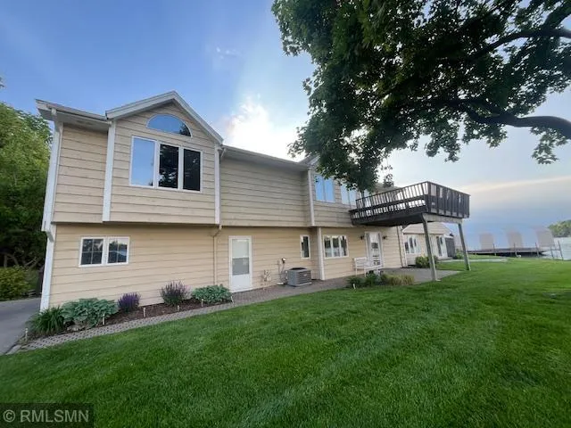 17500 County Road 101 W Minnetonka, MN 55391