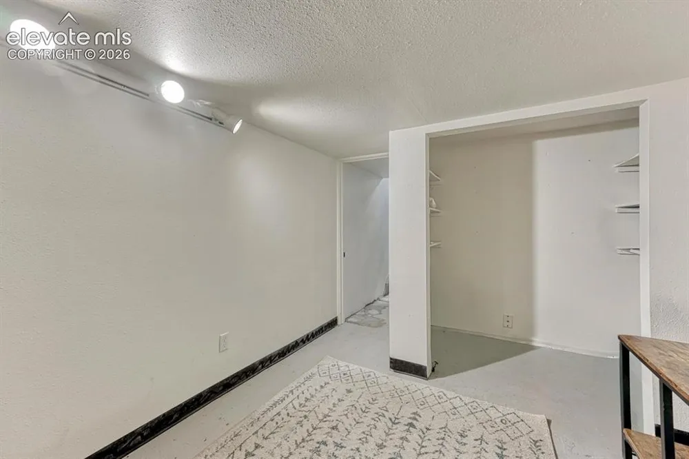 705 Corona Street Colorado Springs, CO 80903