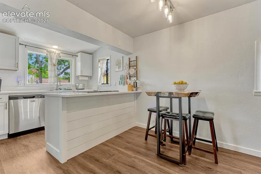 705 Corona Street Colorado Springs, CO 80903