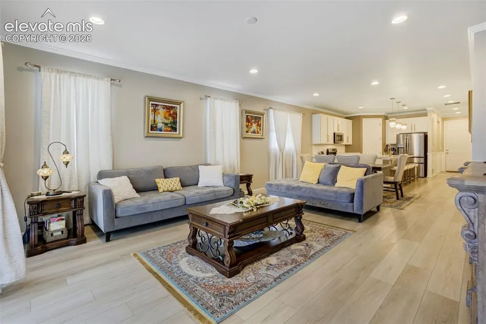 5689 Mammoth Lane Colorado Springs, CO 80927