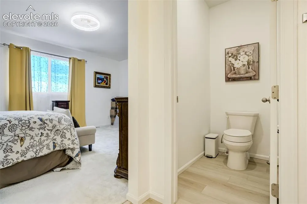 5689 Mammoth Lane Colorado Springs, CO 80927