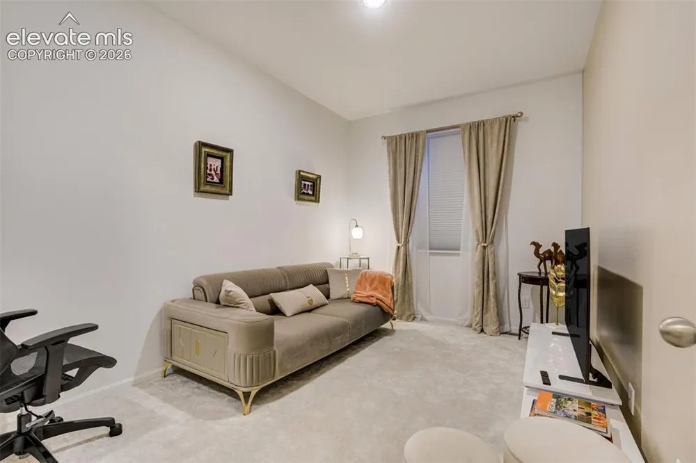 5689 Mammoth Lane Colorado Springs, CO 80927