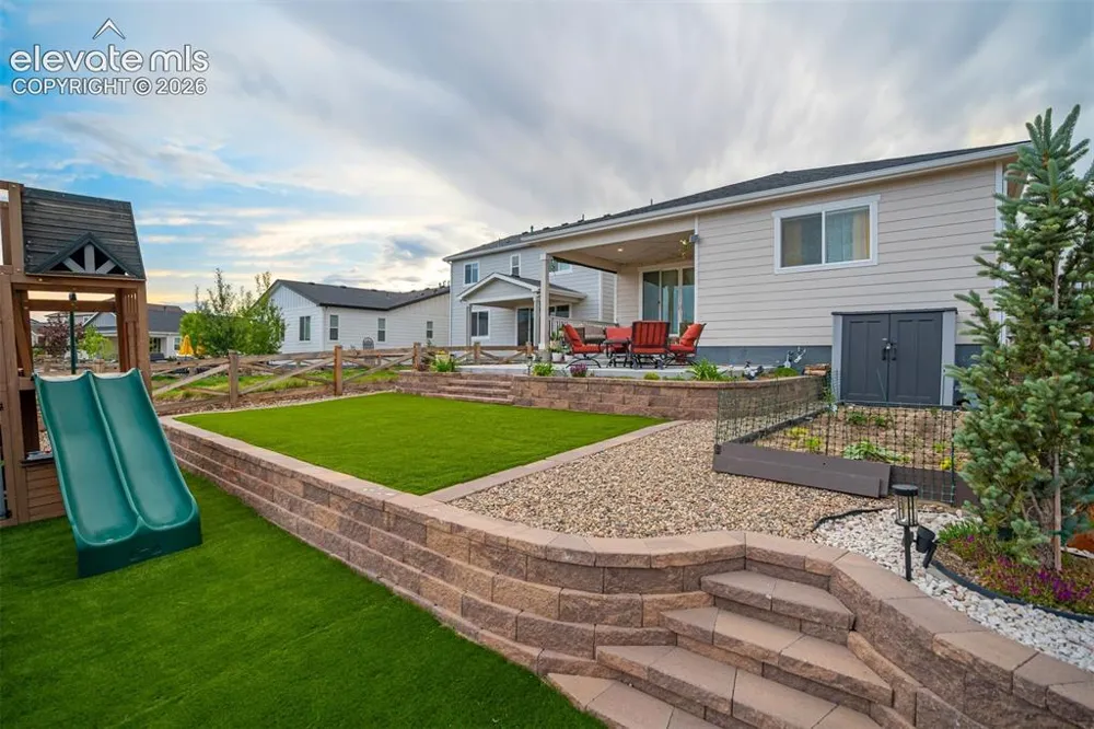 5689 Mammoth Lane Colorado Springs, CO 80927