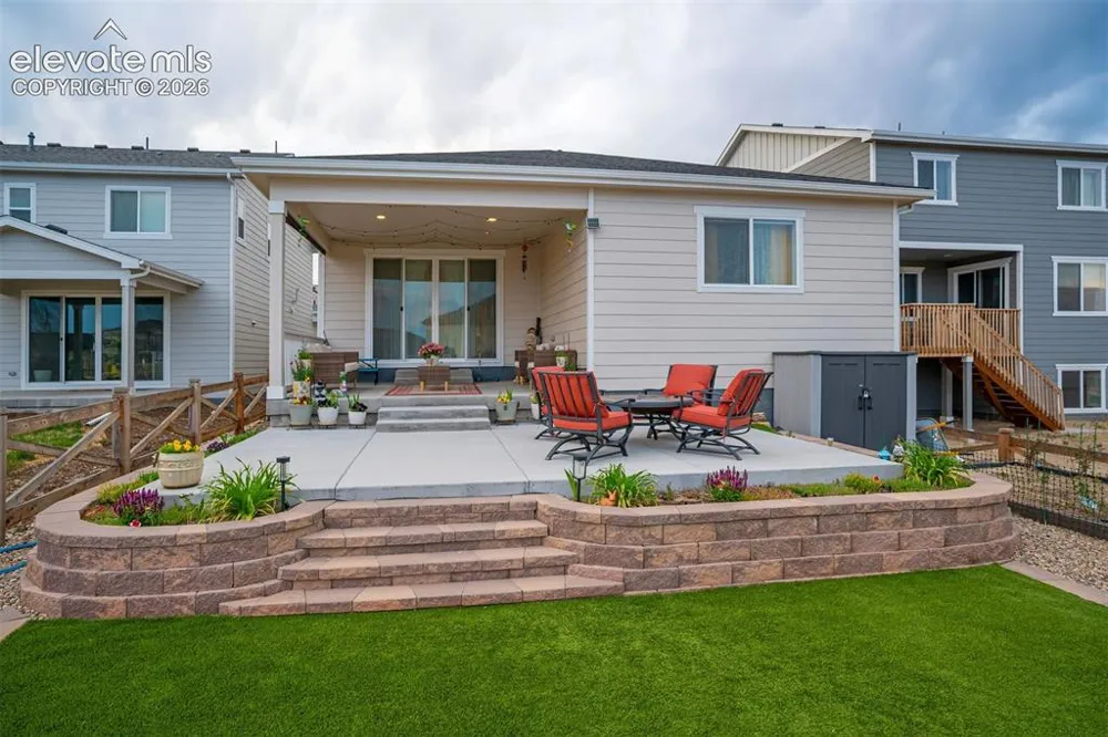 5689 Mammoth Lane Colorado Springs, CO 80927