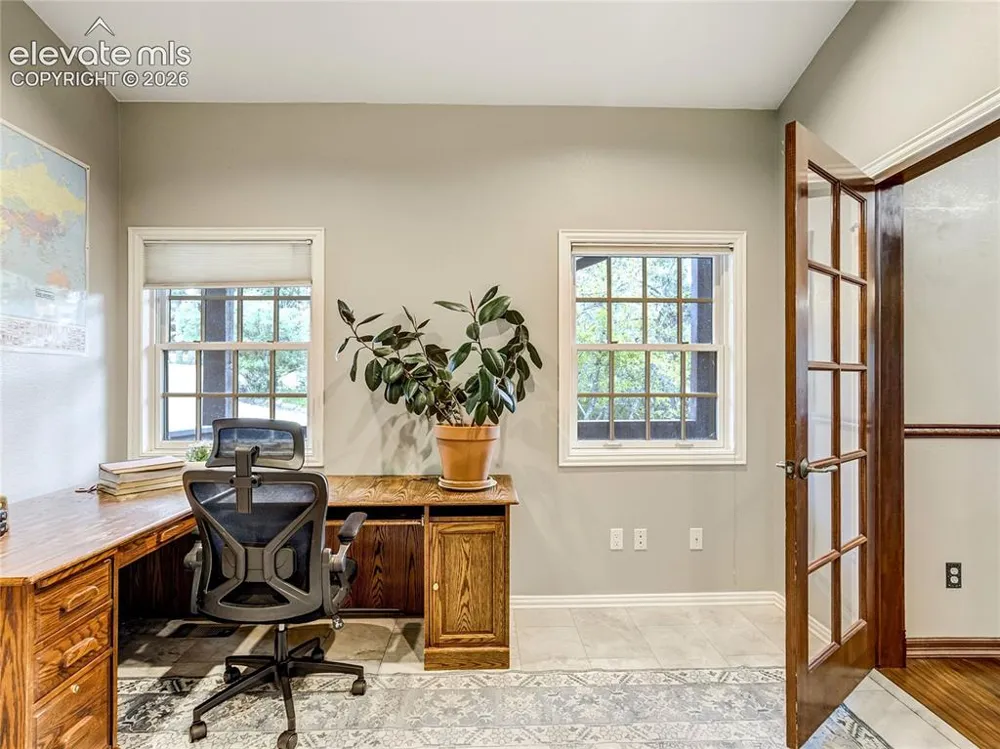 4660 Hagerman Avenue Cascade, CO 80809