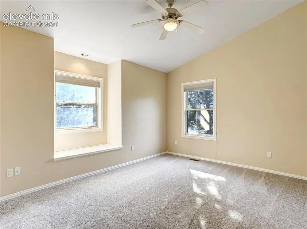 4660 Hagerman Avenue Cascade, CO 80809