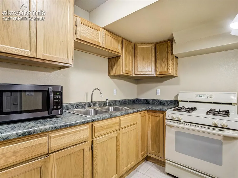 4660 Hagerman Avenue Cascade, CO 80809