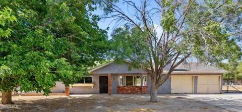 10157 E Ave R 8