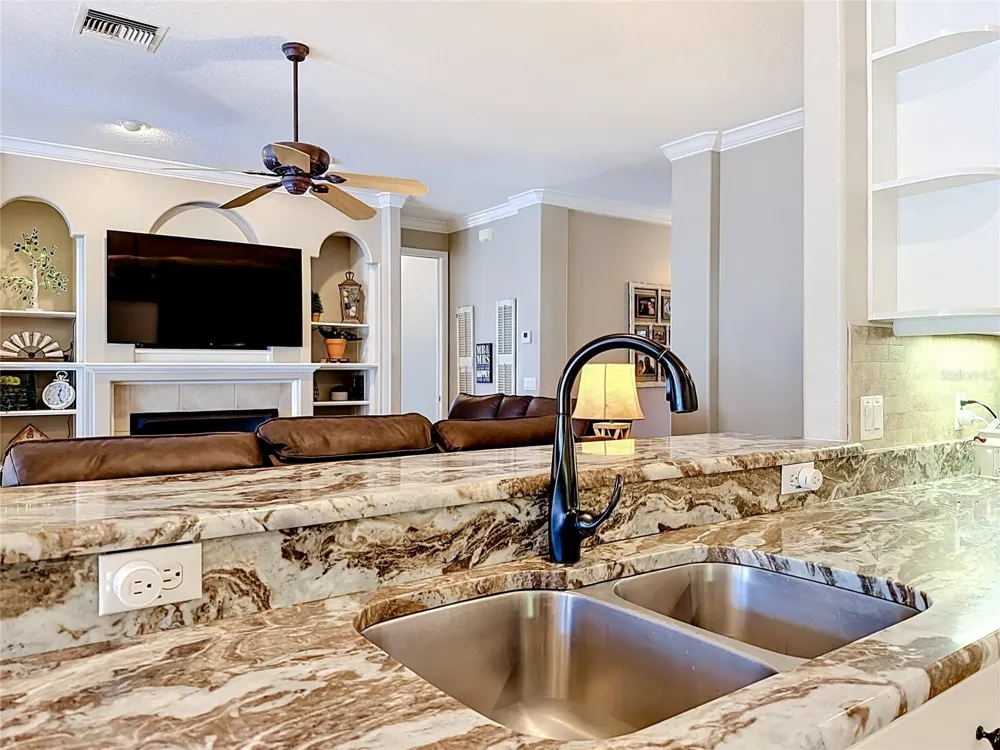 19512 SPRING OAK DRIVE Eustis, FL 32736