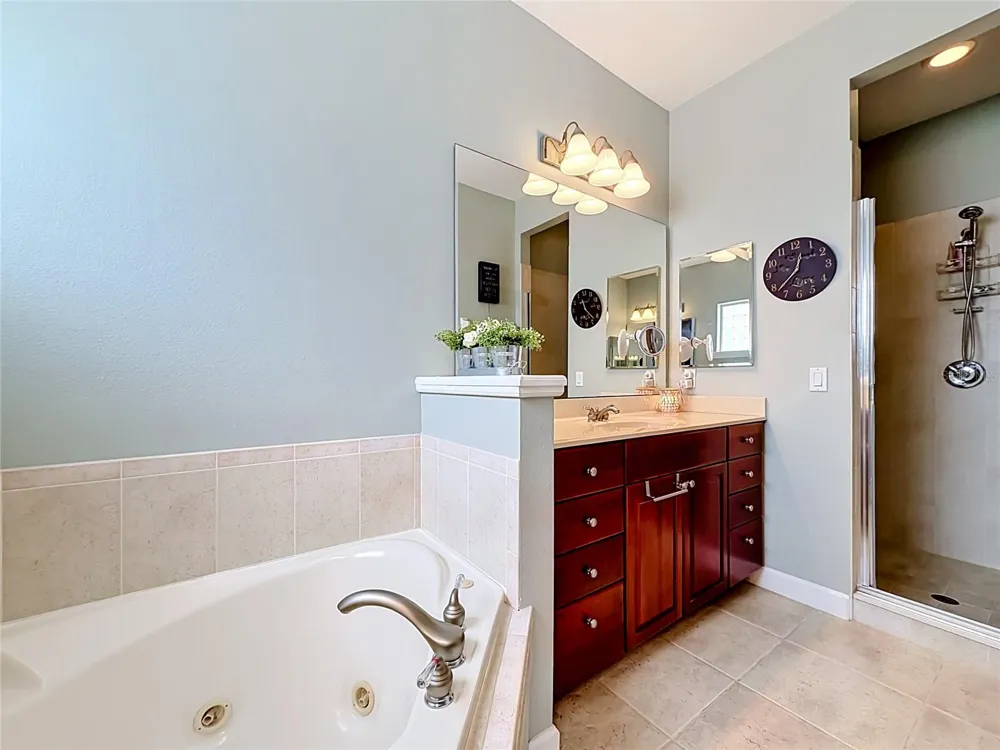 19512 SPRING OAK DRIVE Eustis, FL 32736