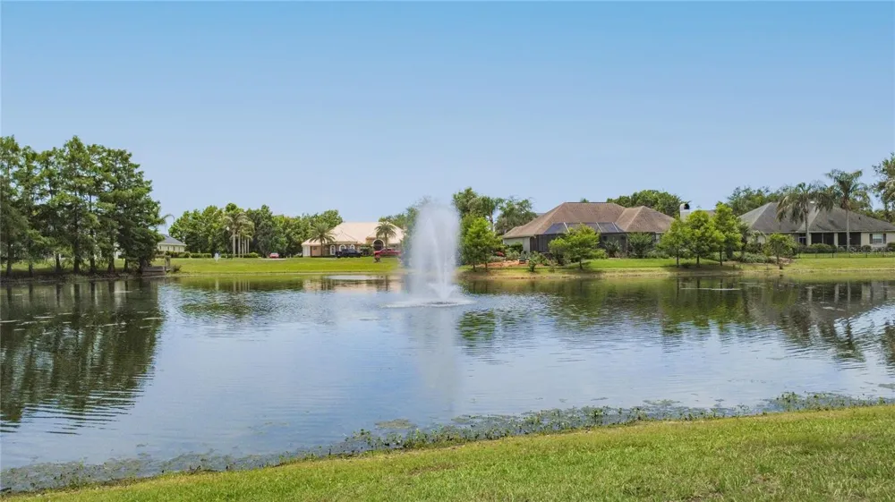 19512 SPRING OAK DRIVE Eustis, FL 32736