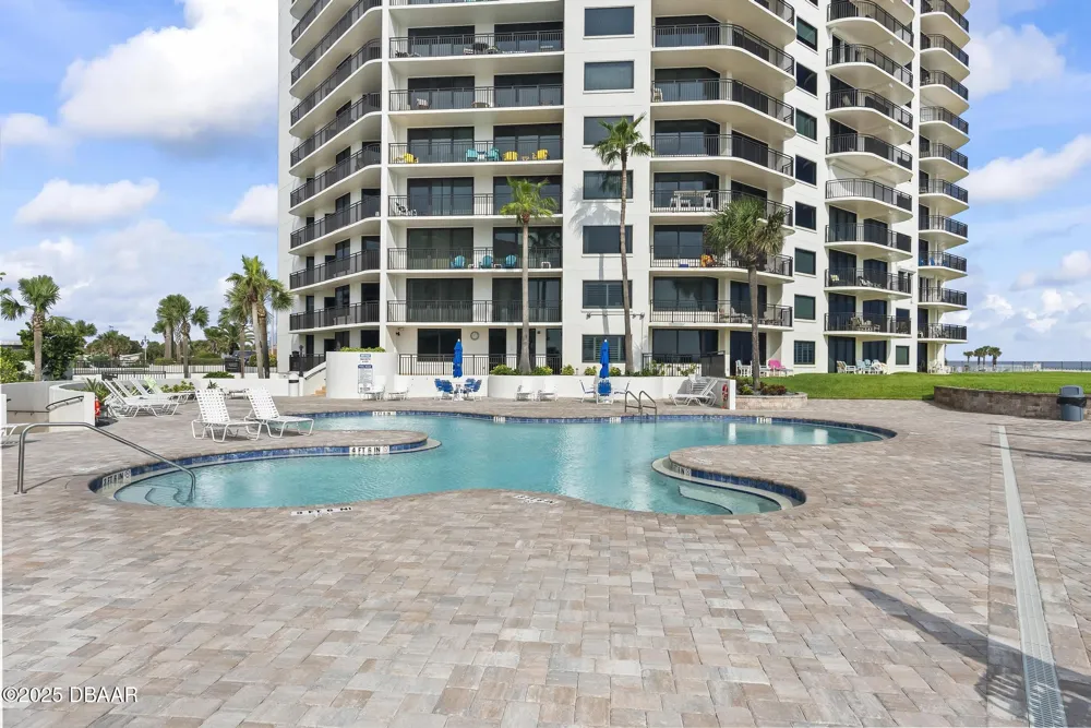 2555 S Atlantic Avenue #1704 Daytona Beach Shores, FL 32118