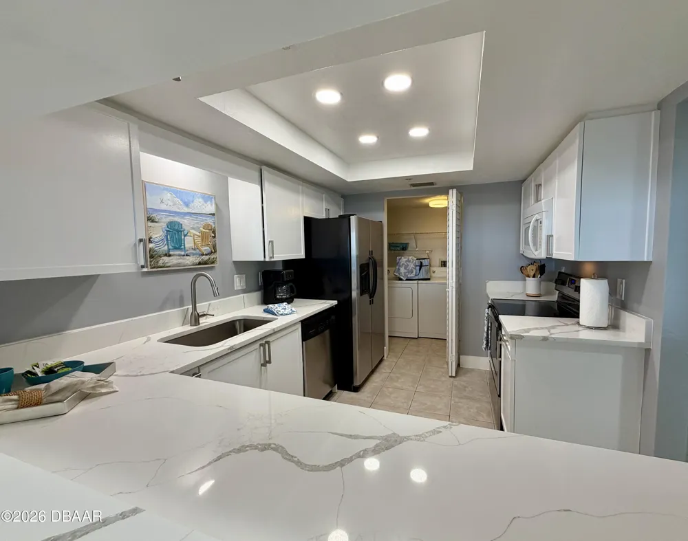 2555 S Atlantic Avenue #1704 Daytona Beach Shores, FL 32118