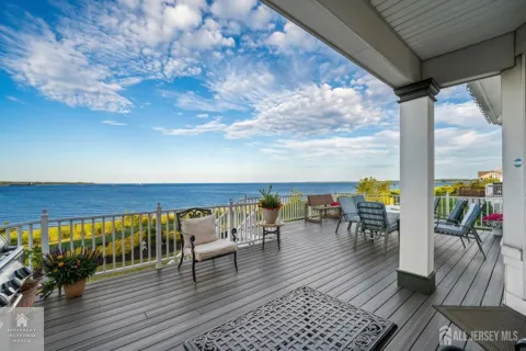 23 Lighthouse Drive
