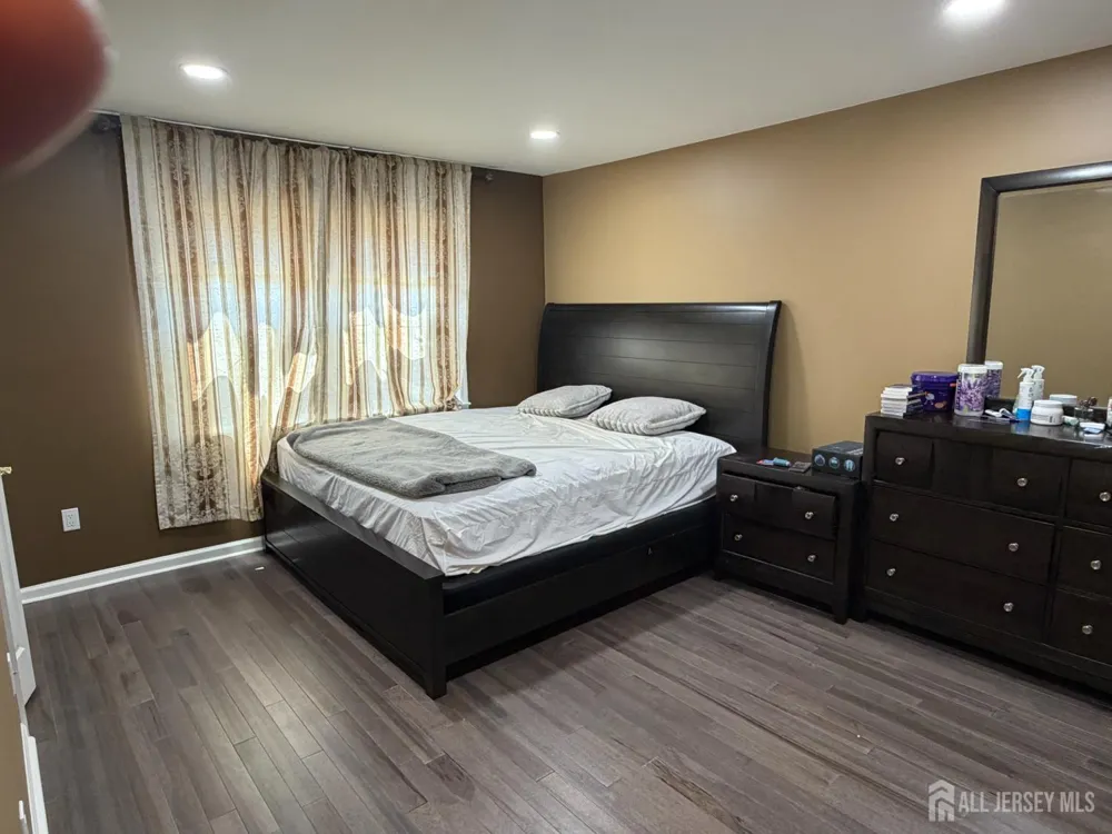 911 Yorkshire Drive Flemington, NJ 08822