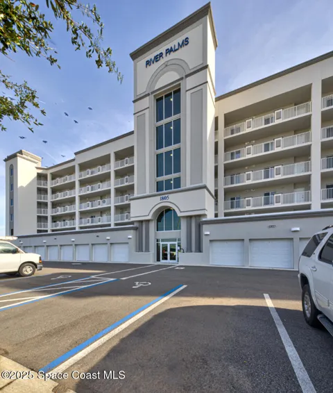 1805 Riverside Drive #504