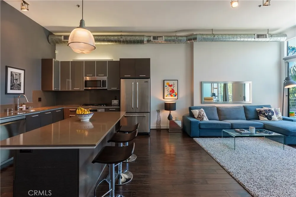 13320 Beach Avenue #301 Marina del Rey, CA 90292