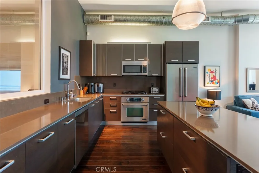 13320 Beach Avenue #301 Marina del Rey, CA 90292