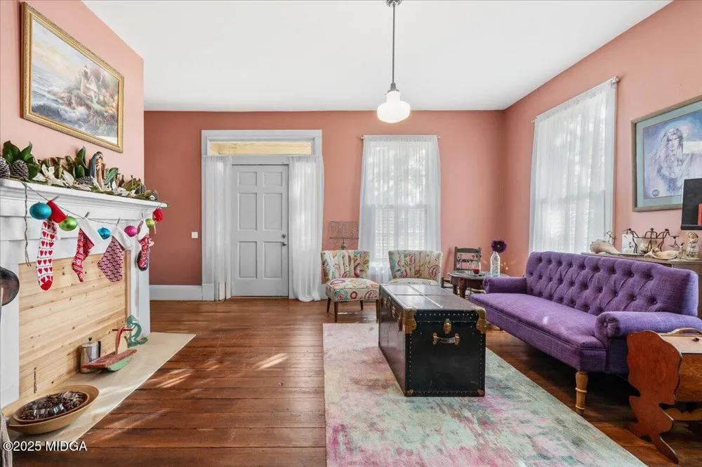 66 Merritt Street Hawkinsville, GA 31036