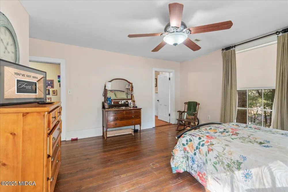 66 Merritt Street Hawkinsville, GA 31036