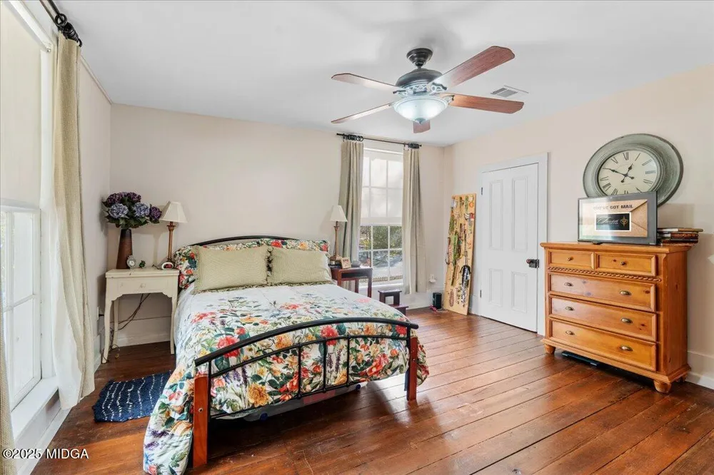 66 Merritt Street Hawkinsville, GA 31036