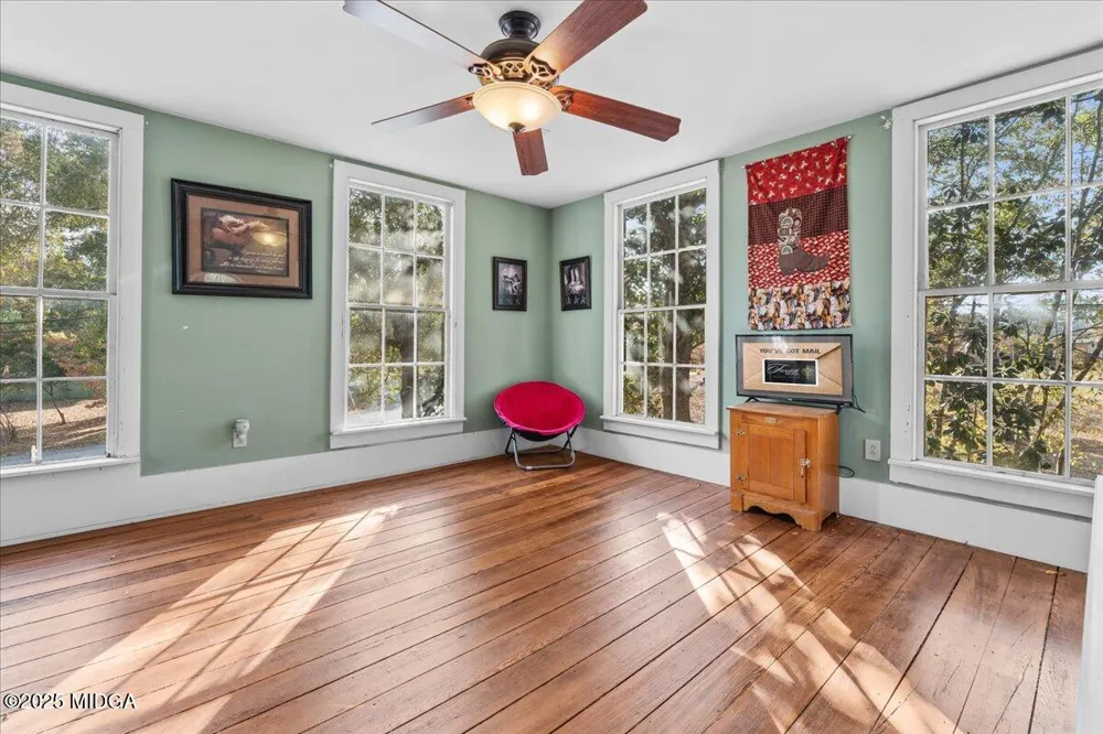 66 Merritt Street Hawkinsville, GA 31036