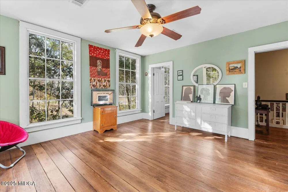 66 Merritt Street Hawkinsville, GA 31036