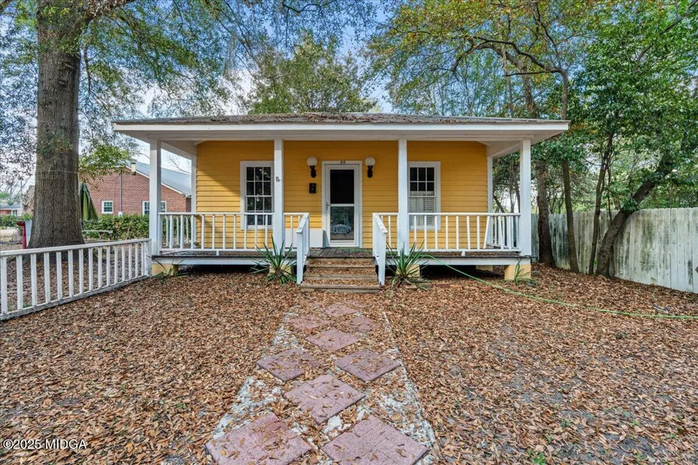 66 Merritt Street Hawkinsville, GA 31036