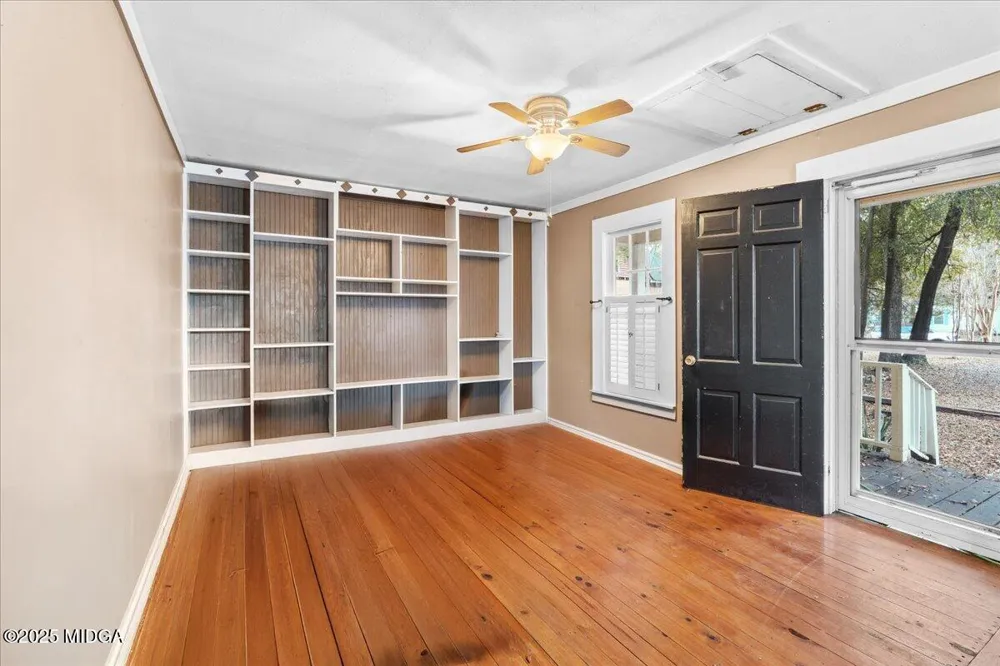 66 Merritt Street Hawkinsville, GA 31036