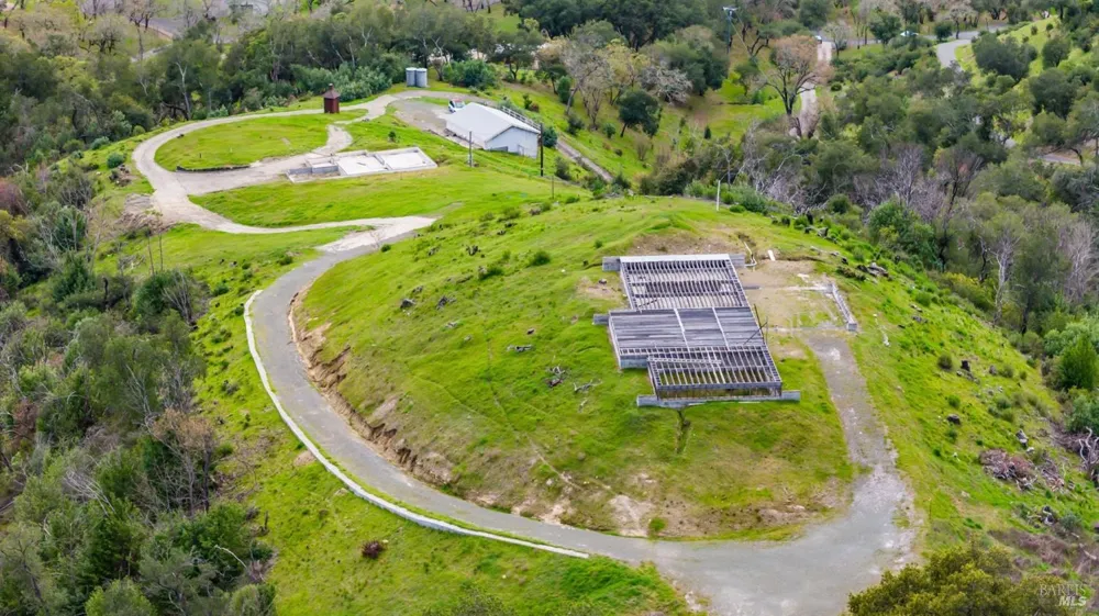 5233 Winter Creek Road Santa Rosa, CA 95404