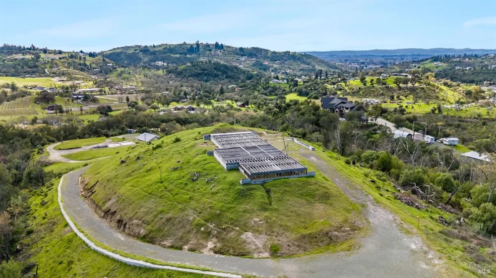 5233 Winter Creek Road Santa Rosa, CA 95404