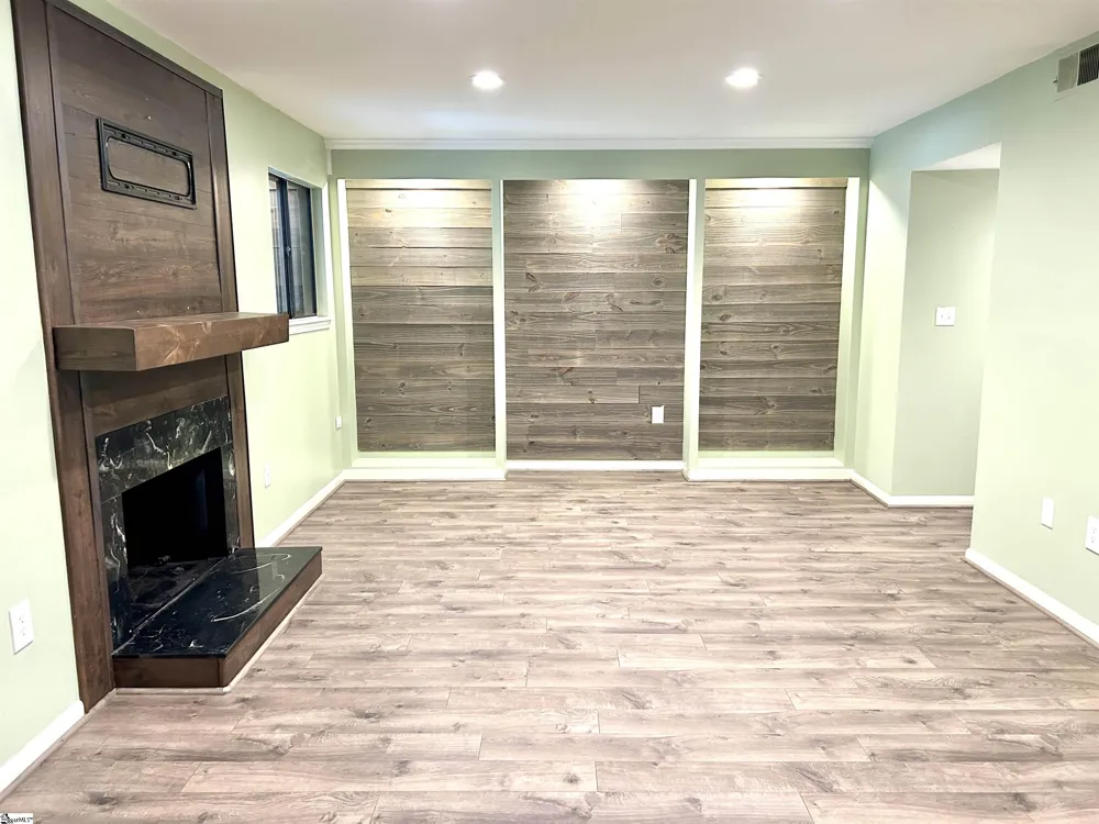 111 Briarview Circle Greenville, SC 29615