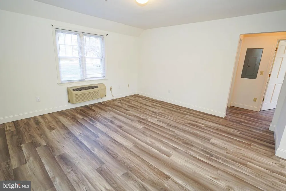 800 TRAVERS STREET #6 Cambridge, MD 21613