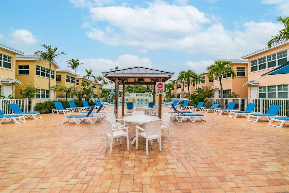 19417 GULF BOULEVARD #F107 Indian Rocks Beach, FL 33785