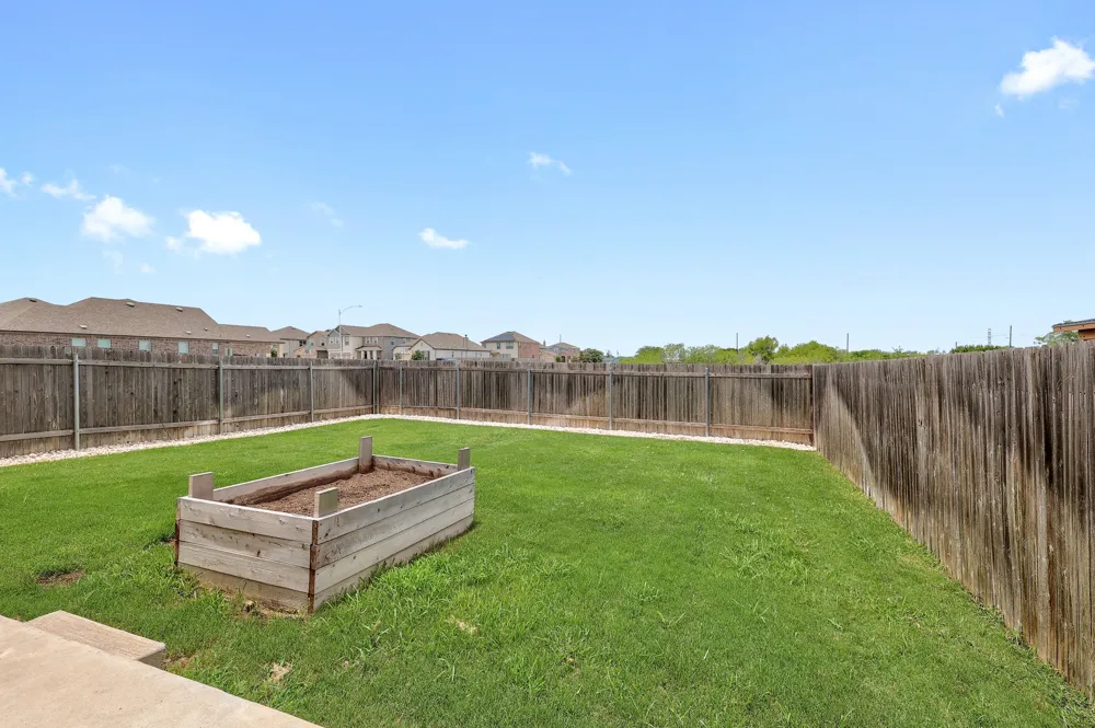 6212 Conestoga Wagon Way Del Valle, TX 78617