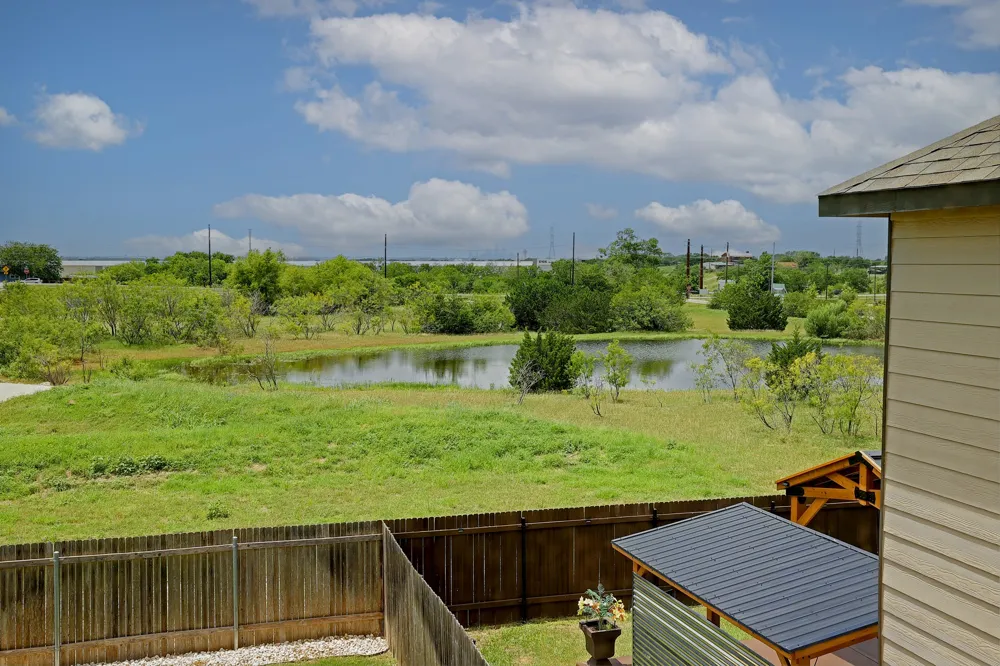 6212 Conestoga Wagon Way Del Valle, TX 78617