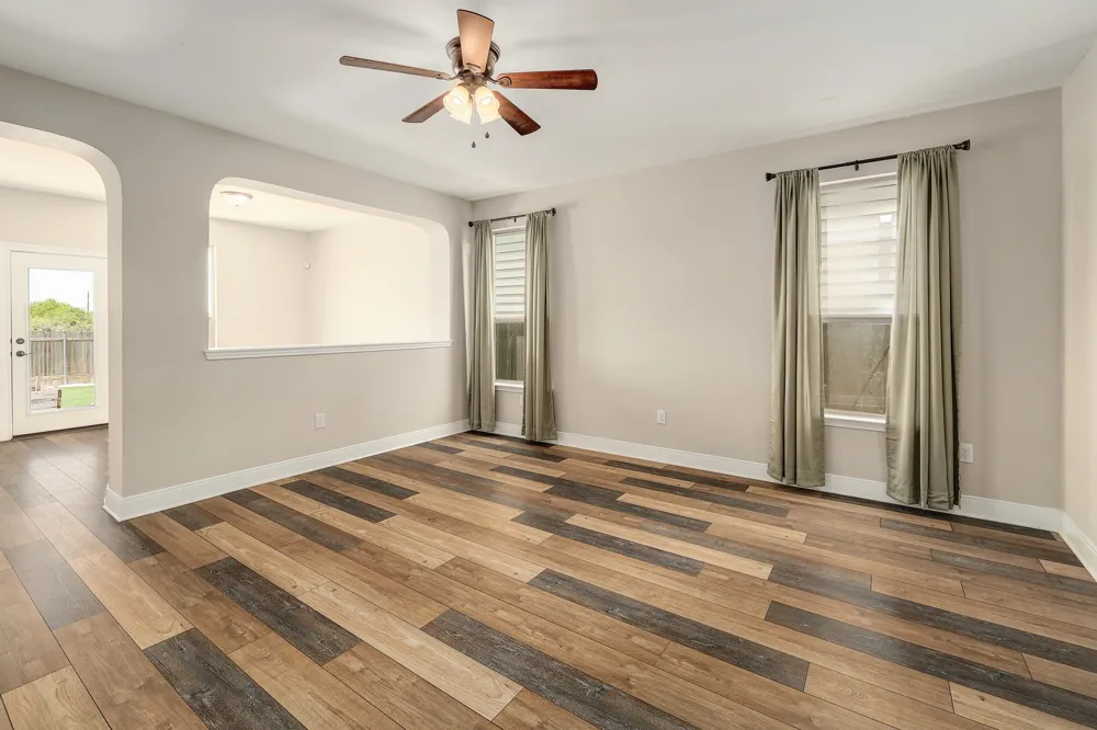 6212 Conestoga Wagon Way Del Valle, TX 78617