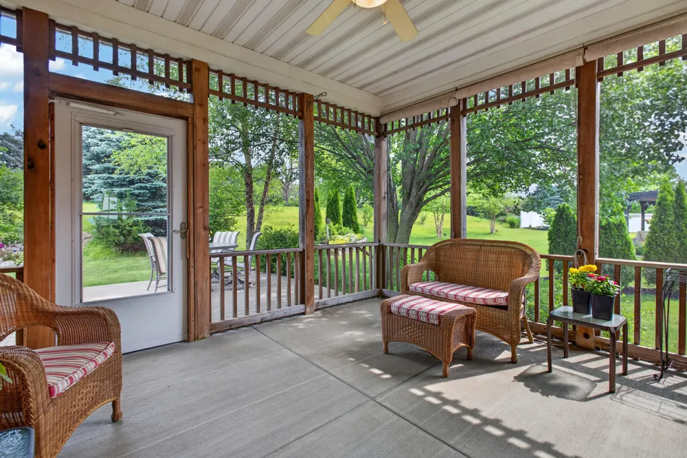 1563 Prairie Drive St. Joseph, MI 49085