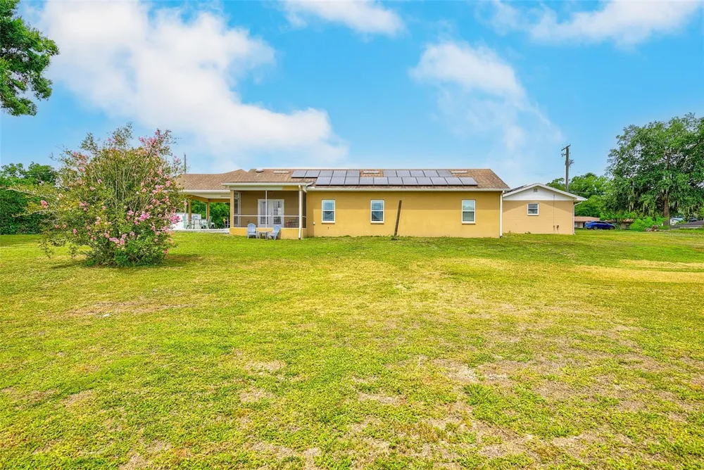 1017 CAROLINA AVENUE Mulberry, FL 33860