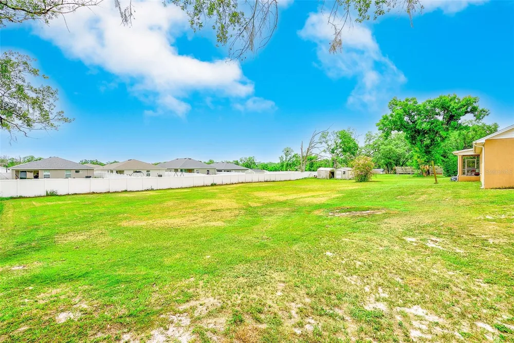 1017 CAROLINA AVENUE Mulberry, FL 33860