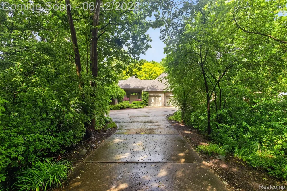 2197 S State Road Davison Township, MI 48423