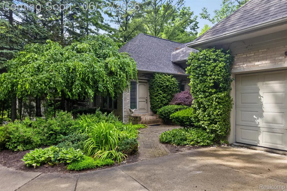 2197 S State Road Davison Township, MI 48423